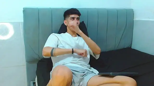 jhony-sex online show from July 20, 2026, 8:11 am