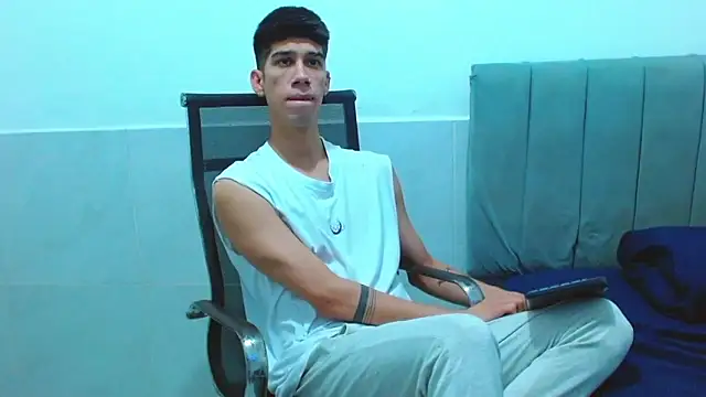 jhony-sex online show from January 9, 2026, 6:20 am