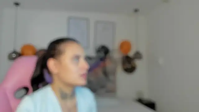 Susan-Sweet-7 online show from October 22, 2025, 8:08 pm