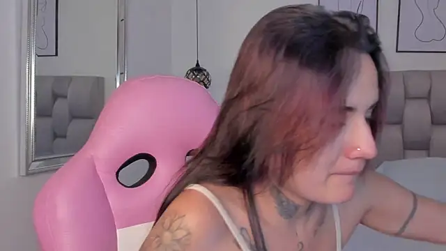 Susan-Sweet-7 online show from November 12, 2025, 8:23 pm