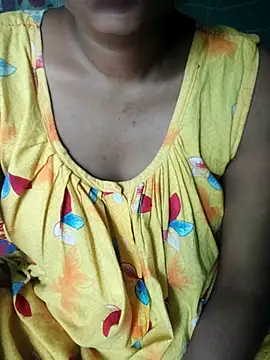 Snapshot of Bengoli--bhabhi chatting on March 20, 2025, 9:04 am Bengoli--bhabhi online show from March 20, 2025, 9:04 am