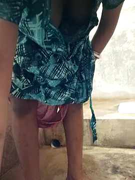 Snapshot of Bengoli--bhabhi chatting on March 8, 2025, 3:17 am Bengoli--bhabhi online show from March 8, 2025, 3:17 am