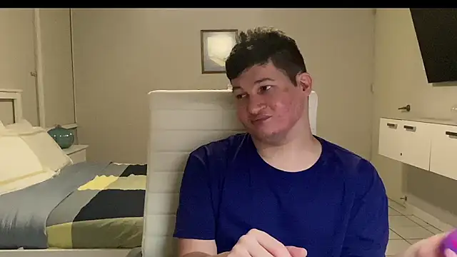 Snapshot of Lorenzo_hernandez chatting on November 16, 2025, 2:16 am Lorenzo hernandez online show from November 16, 2025, 2:16 am