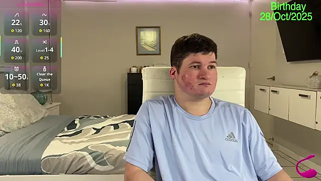 Snapshot of Lorenzo_hernandez chatting on October 17, 2025, 10:55 pm Lorenzo hernandez online show from October 17, 2025, 10:55 pm