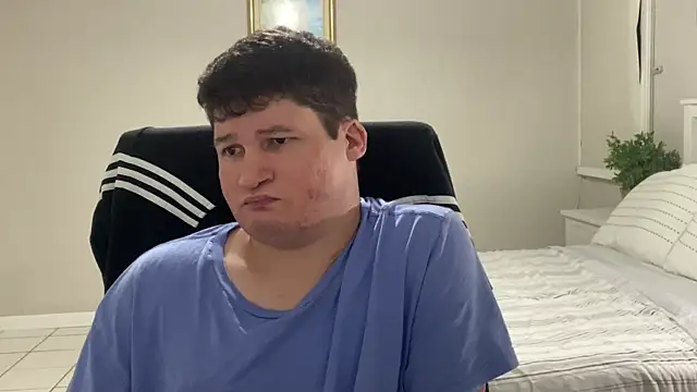 Snapshot of Lorenzo_hernandez chatting on January 18, 2025, 9:34 pm Lorenzo hernandez online show from January 18, 2025, 9:34 pm