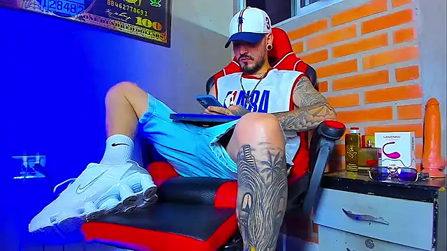 smoker445 online show from September 17, 2025, 11:07 pm