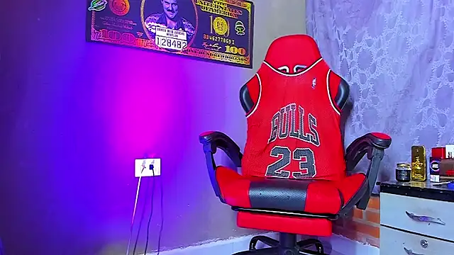 smoker445 online show from September 23, 2025, 2:40 am