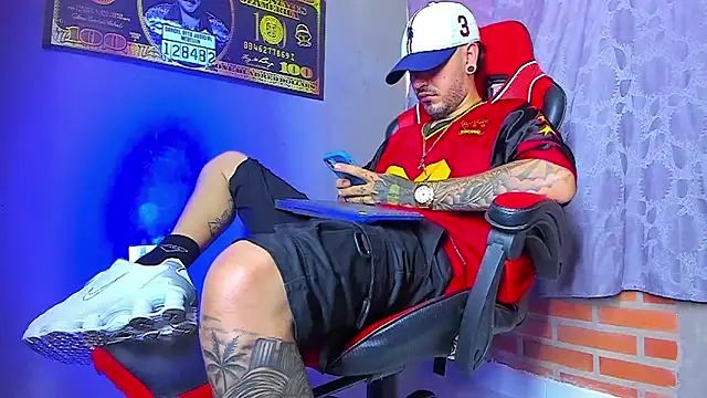 smoker445 online show from September 24, 2025, 8:37 pm