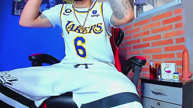 smoker445 online show from September 19, 2025, 9:19 pm