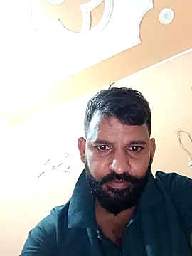 Snapshot of majit213 chatting on October 4, 2025, 5:47 pm majit213 online show from October 4, 2025, 5:47 pm