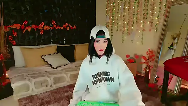 Finibondi online show from November 7, 2025, 4:50 am