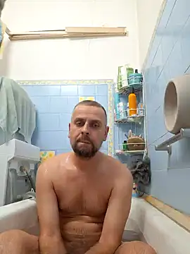 Snapshot of Huncutkuki chatting on February 17, 2025, 5:01 pm Huncutkuki online show from February 17, 2025, 5:01 pm