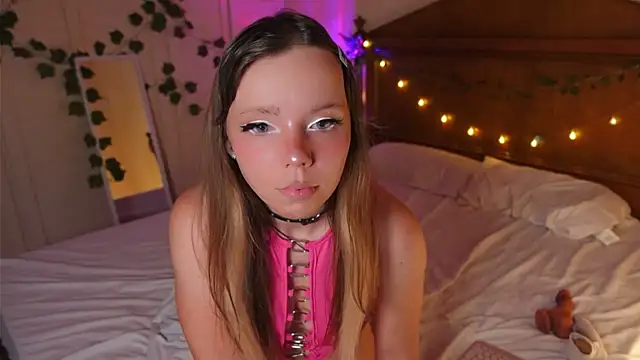 Snapshot of Ayra_Lust chatting on November 22, 2025, 10:08 pm Ayra Lust online show from November 22, 2025, 10:08 pm