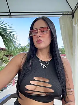 Alexandra duque online show from November 1, 2025, 8:36 pm