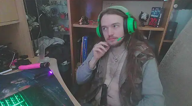 nicolasdumand21 online show from February 27, 2025, 3:59 pm