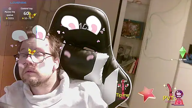 Snapshot of larsgessner30 chatting on April 4, 2026, 11:11 pm larsgessner30 online show from April 4, 2026, 11:11 pm