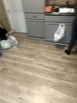 casadoscuriosos97 online show from December 4, 2024, 12:46 am