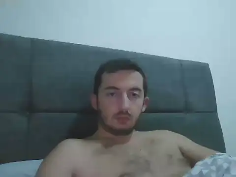 laynufff online show from December 19, 2025, 5:04 pm