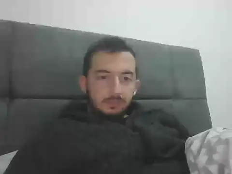 laynufff online show from December 5, 2025, 5:33 pm