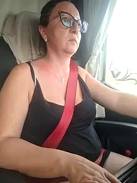 cuplubijoanna online show from March 21, 2025, 2:51 pm