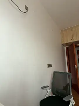 palzkybi123 online show from April 9, 2026, 12:45 am