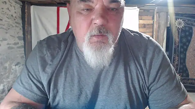 Snapshot of Newfiesausage1972 chatting on April 26, 2026, 8:55 am Newfiesausage1972 online show from April 26, 2026, 8:55 am