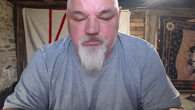 Snapshot of Newfiesausage1972 chatting on May 10, 2026, 11:50 pm Newfiesausage1972 online show from May 10, 2026, 11:50 pm