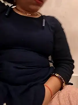 Snapshot of Simaran_bhabhi chatting on March 13, 2026, 4:12 pm Simaran bhabhi online show from March 13, 2026, 4:12 pm