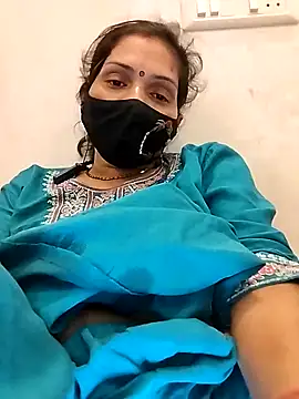 Snapshot of Simaran_bhabhi chatting on March 10, 2026, 4:33 pm Simaran bhabhi online show from March 10, 2026, 4:33 pm