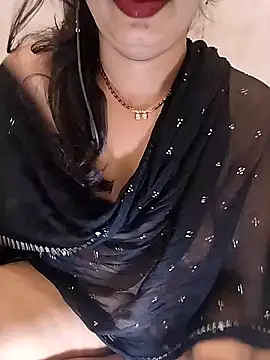 Snapshot of Simaran_bhabhi chatting on April 12, 2026, 7:44 am Simaran bhabhi online show from April 12, 2026, 7:44 am