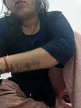 Snapshot of Simaran_bhabhi chatting on March 5, 2026, 12:40 am Simaran bhabhi online show from March 5, 2026, 12:40 am