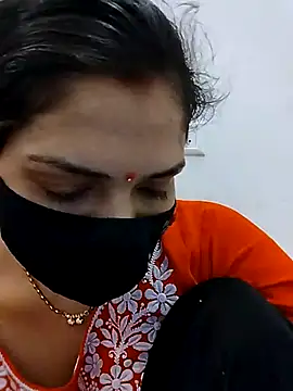 Snapshot of Simaran_bhabhi chatting on April 10, 2026, 1:01 am Simaran bhabhi online show from April 10, 2026, 1:01 am