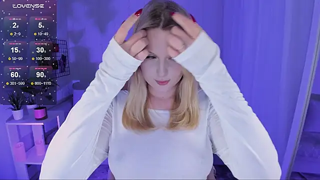 Honey blonde online show from June 21, 2026, 8:14 pm