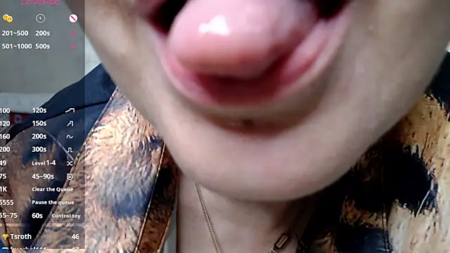 Snapshot of RoseStarr chatting on March 29, 2026, 2:46 am RoseStarr online show from March 29, 2026, 2:46 am