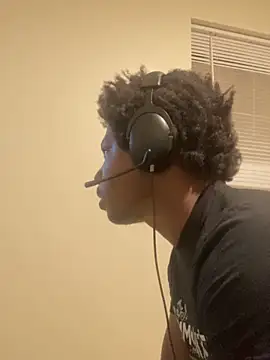 Snapshot of gaimov3r2024 chatting on November 12, 2025, 4:38 am gaimov3r2024 online show from November 12, 2025, 4:38 am