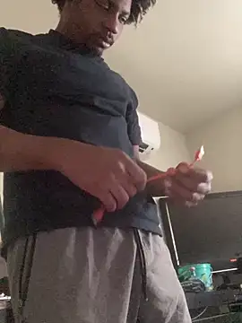 gaimov3r2024 online show from April 27, 2026, 9:35 pm