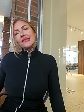 YourMommyBlair online show from February 17, 2026, 6:54 am