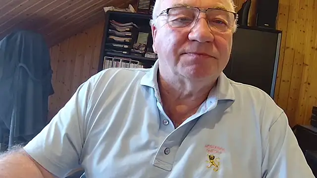 Snapshot of biggandybig chatting on March 15, 2026, 1:18 pm biggandybig online show from March 15, 2026, 1:18 pm