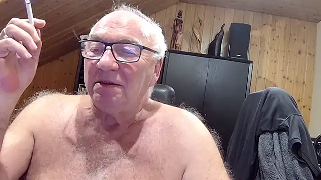 Snapshot of biggandybig chatting on January 15, 2026, 1:20 am biggandybig online show from January 15, 2026, 1:20 am