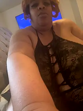 Missredboneo12 online show from November 3, 2025, 6:44 pm