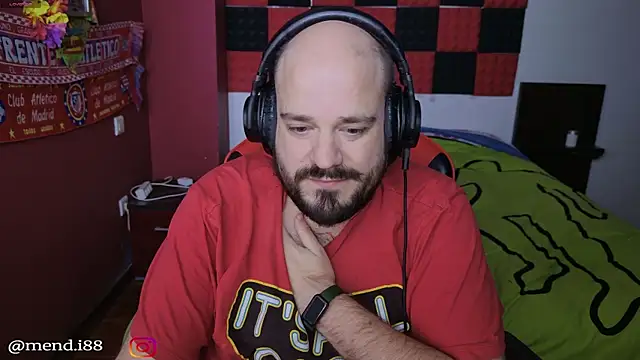 menditeta1 online show from April 1, 2026, 9:23 pm