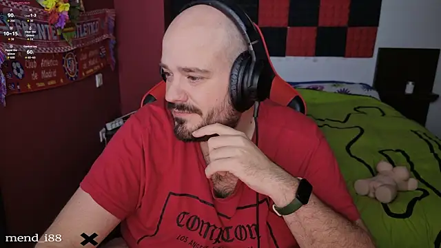 menditeta1 online show from April 12, 2026, 9:29 pm