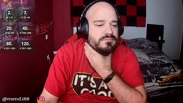 menditeta1 online show from December 22, 2025, 9:04 pm