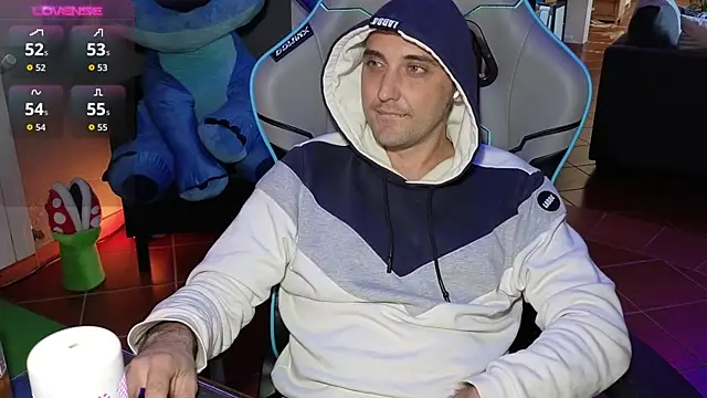 Snapshot of Gil_gamesh90 chatting on October 26, 2025, 3:01 pm Gil gamesh90 online show from October 26, 2025, 3:01 pm