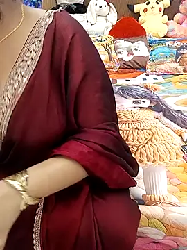 Divya girl online show from May 26, 2026, 4:27 pm