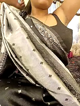 Snapshot of Divya_girl chatting on November 20, 2025, 5:30 am Divya girl online show from November 20, 2025, 5:30 am