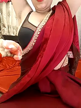 Snapshot of Divya_girl chatting on October 15, 2025, 10:29 pm Divya girl online show from October 15, 2025, 10:29 pm