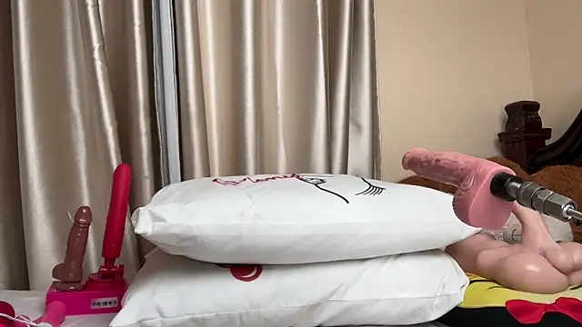 SexyAudreyFuck online show from November 10, 2025, 12:15 am