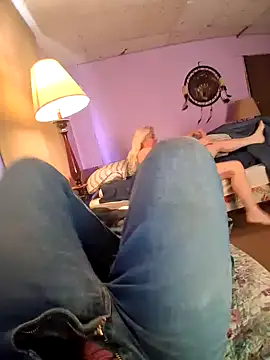 nuttinbuttcock69 online show from April 21, 2026, 1:39 pm