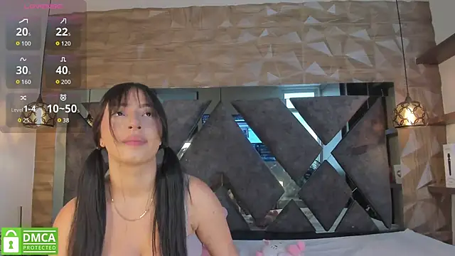 Snapshot of Venus_velez_ chatting on March 15, 2026, 12:34 pm Venus velez online show from March 15, 2026, 12:34 pm
